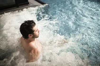 Spa mit Whirlpool